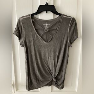 American Eagle size medium.